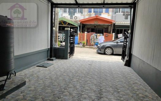 65018 ขายทาวน์เฮ้าส์ 2ชั้น ม.พูนสินธานี1 ถนนเคหะร่มเกล้า64 ลาดกระบัง กรุงเทพฯ