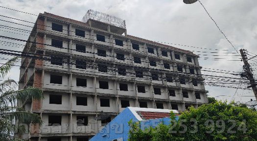 ขายตึก8ชั้น ขายอพาร์ตเม้นท์8ชั้น  ขายถูกกว่าราคาประเมิน เนื้อที่ 189.5ตร.ว ถนนเพชรเกษม ถนนพุทธมณฑลสาย4 อ้อมน้อย กระทุ่มแบน สมุทรสาคร