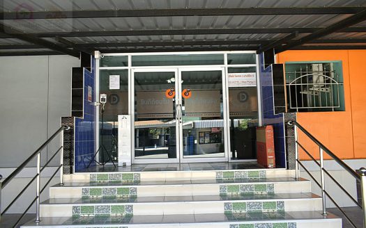 ขายโรงแรมขายอพาร์ตเม้นท์ในชลบุรี เนื้อที่653.4ตร.ว.ใกล้นิคมอมตะนคร ถนนสุขุมวิท-ศุขประยูร พานทอง เมืองชลบุรี