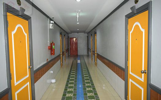 ขายโรงแรมอพาร์ตเม้นท์1ไร่เศษ ใกล้นิคมอมตะนคร ใกล้สนามบินสุวรรณภูมิ พานทอง ชลบุรี