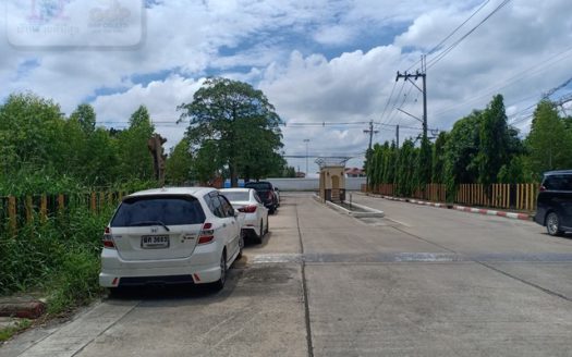 ขายทาวน์เฮ้าส์โชคชัยปัญจทรัพย์ ถนนรามคำแหง184 ใก้ลสถานีรถไฟฟ้าเคหะรามคำแหง  ใกล้สนามบินสุวรรณภูมิ แขวงมีนบุรี เขตมีนบุรี กรุงเทพฯ