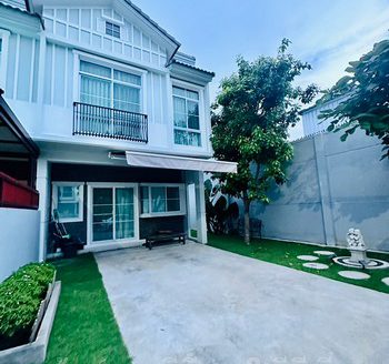 Rent Home Bangna 2bed 3bath 2car have in garden near internation shcool many  bangnaroad Bangkok