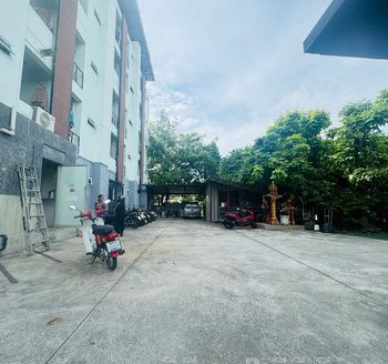 ขายที่ดิน 448 ตารางวา ถนนพหลโยธิน66 ลำลูกกา6 มีสำนักงาน5ชั้นพร้อมบ้าน3หลัง จอดรถได้25คัน ตำบลคูคต อำเภอลำลูกกา ปทุมธานี 12130