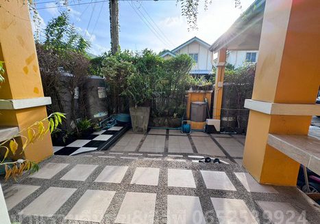 บ้านแฝด2ชั้น หลังมุม 41 วา  ใกล้ดรีมเวิล์ด คลอง 4 ถนนรังสิต-นครนายก เฟอร์นิเจอร์ครบ หิ้วกระเป๋าเข้าอยู่ได้เลย