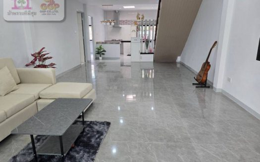 ขายบ้านเดี่ยว 2 ชั้น เนื้อที่ 50 ตารางวา พร้อมเข้าอยู่ 4 นอน 3 น้ำ ถนนรามอินทรา109 ถนนพระยาสุเรนทร์6 แขวงบางชัน เขตคลองสามวา กรุงเทพมหานคร 10510