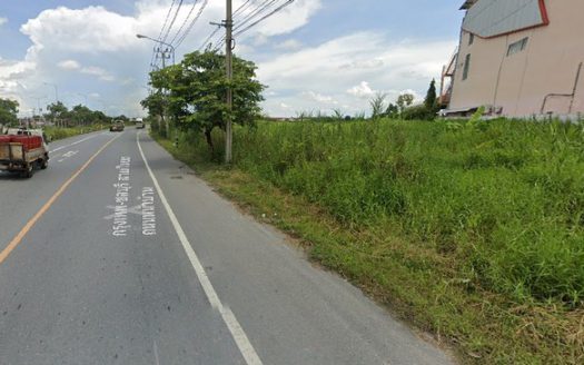 ขายที่ดินถนนเลียบมอเตอร์เวย์ขาเข้า เนื้อที่  9 ไร่ ขายไร่ละ 10 ล้านบาท ลาดกระบัง กรุงเทพฯ