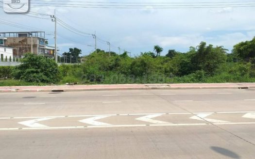 ขายที่ดินทำเลทองสร้างคอนโด ศรีนครินทร์-ร่มเกล้า (เนื้อที่  5-0-99 ไร่ รวมเป็นเงิน 367,325,000 บาท ) แขวงหัวหมาก เขตบางกะปิ กรุงเทพฯ