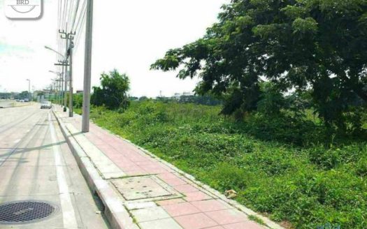 ขายที่ดินทำเลทองสร้างคอนโด ถนนกรุงเทพกรีฑาตัดใหม่ (เนื้อที่ 3-1-85 ไร่ รวมเป็นเงิน 242,375,000 บาท ) แขวงหัวหมาก เขตบางกะปิ กรุงเทพฯ