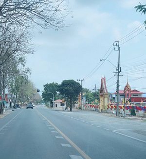 ขายที่ดินสร้างหมู่บ้านถนนเลียบวารี  เนื้อที่ 62 ไร่ ขายไร่ละ 5.5 ล้านบาท โคกแฝด หนองจอก กรุงเทพฯ