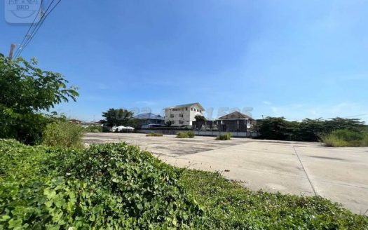 ขายที่ดินถนนนวลจันทร์ บางกะปิ เนื้อที่ 3 – 2 – ไร่ ตารางวาละ 230000 บางกะปิ บึงกุ่ม กรุงเทพมหานคร