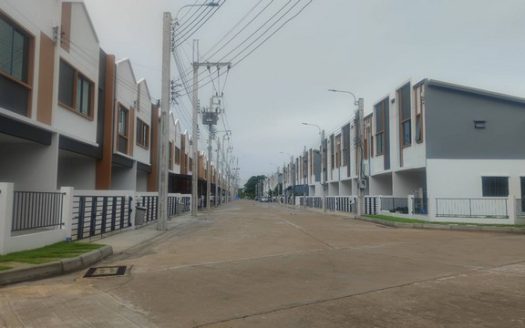 ทาวน์โฮมโครงการใหม่ย่านบาง น่าอยู่มาก  4 ห้องนอน อณาสิริ byแสนสิริ บางนา กม. 26 บางเสาธง  สมุทรปราการ