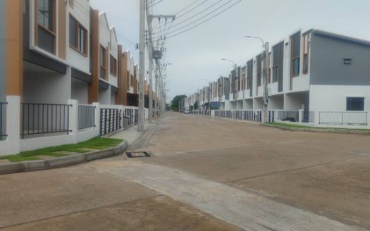 ทาวน์โฮมโครงการใหม่ย่านบาง น่าอยู่มาก  4 ห้องนอน อณาสิริ byแสนสิริ บางนา กม. 26 บางเสาธง  สมุทรปราการ