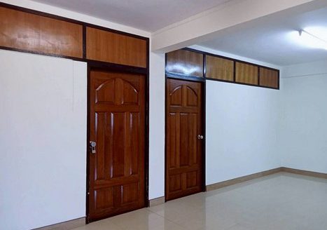 ได้หมดเลย รีโนเวทให้แล้ว สำนักงาน Office ร้านค้า สต๊อคสินค้า ตึก 4.5 ชั้น 36 ตรว. จอดรถ 5 คัน ติดถนนเทพารักษ์ ราคา 16.5 ล้าน เมือง สมุทรปราการ