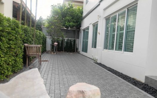 ราคาดี้ดี้น่าซื้อม๊ากม๊าก พร้อมเข้าอยู่ได้ทันที บ้านเดี่ยว 3 นอน 3 น้ำ จอดรถ2 คัน ใกล้เมกะบางนา เอโทมัลดีฟท์ปาล์ม ราคา 4.9 ล้าน บางพลี สมุทรปราการ