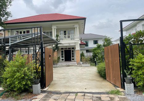 บ้านเช่าราคาดี้ดี้ 28,000/ด สราญสิริคลองสอง โซนหน้าสวน ถนนรังสิตนครนายก 4 นอน 4 น้ำ ใกล้ฟิวเจอร์ รังสิต ปทุมธานี