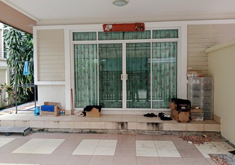 ขายบ้านเดี่ยว 3 ชั้น  ซอยร่มไทร ใกล้เดอะมอลล์บางแค & MRTภาษีเจริญ  พื้นที่ 47 ตร.วา | ใช้สอย 350 ตร.ม. | 4 ห้องนอน 4 ห้องน้ำ | จอดรถ 2 คัน