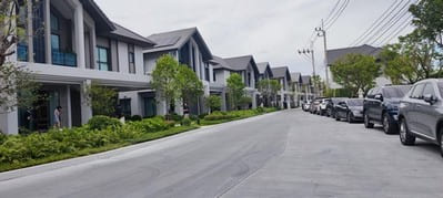 Bangkok Boulevard Bangna KM.12 บางพลีใหญ่ บางพลี สมุทรปราการ