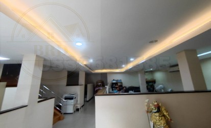 ขายต่ำกว่าราคาประเมิน ตึกสำนักงาน 3 ชั้นครึ่ง ชั้น 4 ดาดฟ้า พื้นที่ 418 ตรม. ถนนศรีนครินทร์ ตรงข้ามโรงพยาบาลสมิติเวศ บางกะปิ กรุงเทพฯ