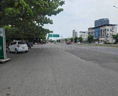 ขายที่ดินติดถนนสุขุมวิทบางพระ เมืองชลบุรี เนื้อที่ 1-3-61 ไร่ (761 ตรว.) ขายเหมา 30 ล้าน เมืองชลบุรี 20110